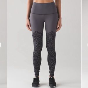 Lululemon Wunder Under Hi-Rise Leggings Nulux Grey Lace Print Size 4